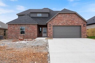 7005 SW High Meadow Blvd in Bentonville, AR - Building Photo