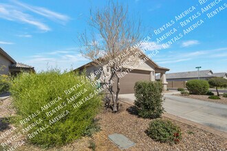 1744 E Desert Breeze Pl in Casa Grande, AZ - Building Photo - Building Photo