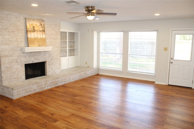 property at 819 Walbrook Dr