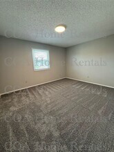 122 N Brunswick St in Wichita, KS - Building Photo - Building Photo