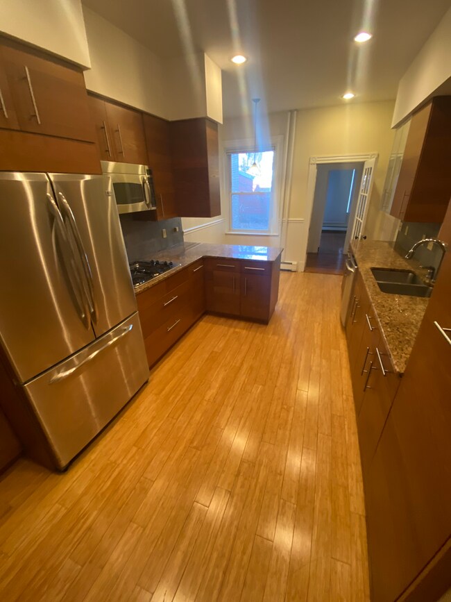 property at 17 Gibbs St