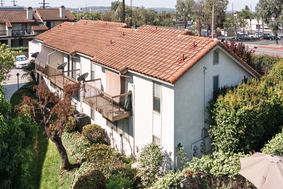 Spring Pointe in La Habra, CA - Building Photo