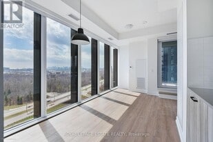 5 Quarrington Ln in Toronto, ON - Building Photo