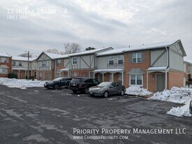12 Holly Ct in Harrisonburg, VA - Building Photo