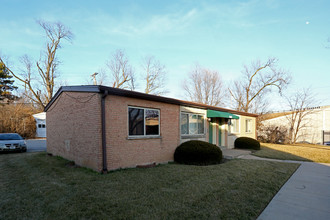 Olivette Terrace in St. Louis, MO - Building Photo - Building Photo