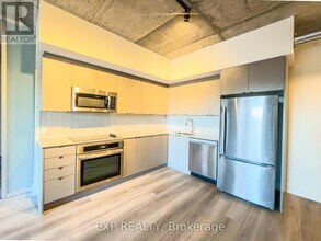 770 Somerset St W in Ottawa, ON - Building Photo - Building Photo