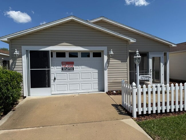 property at 17391 SE 78th Harmony Cir