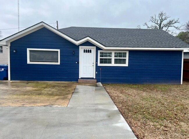 property at 40 Jolene Reid Rd