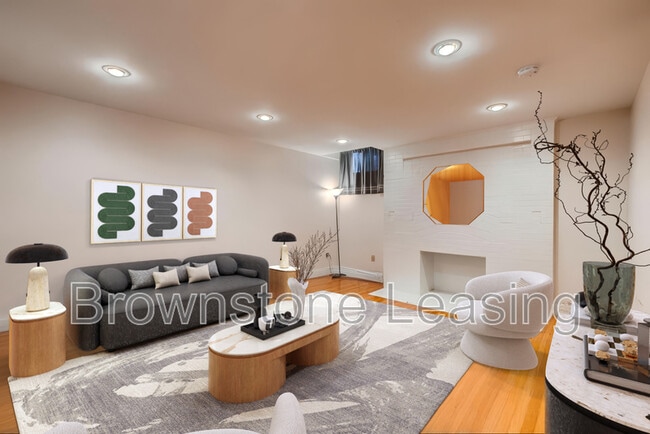 property at 1035 N Marion St