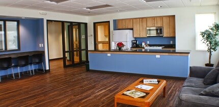 Rolling Hills Apartments in St. Paul, MN - Foto de edificio - Building Photo