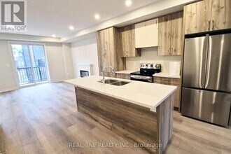 23 Agnes Ln. in Richmond Hill, ON - Building Photo - Building Photo