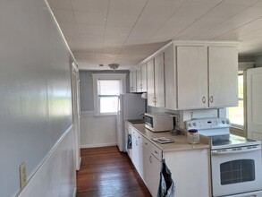 13 Nickerson Rd, Unit 13 Nickerson apt 2 in Peabody, MA - Building Photo - Building Photo