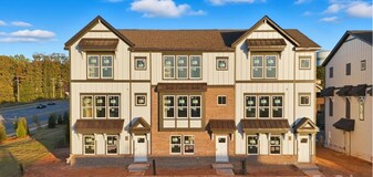 9466 Senator Royall Dr in Charlotte, NC - Building Photo