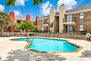 North Star in Dallas, TX - Building Photo