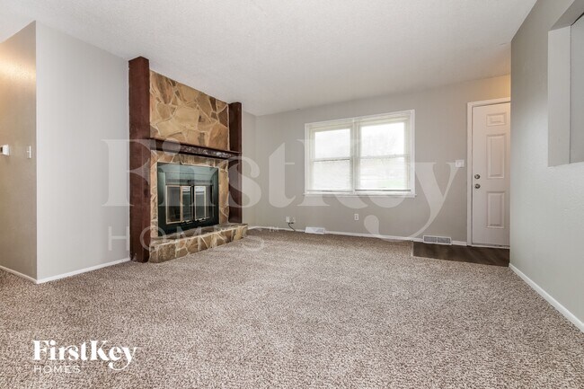 19304 E 7th St N in Independence, MO - Building Photo - Building Photo