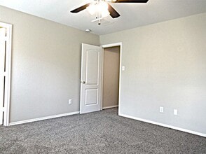 9514 Narnia Springs Ct in Houston, TX - Building Photo - Building Photo