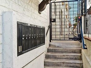 1130 9th St in Santa Monica, CA - Foto de edificio - Building Photo