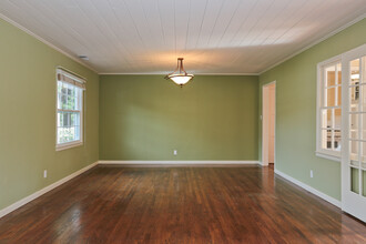 343 Bellevue Ct in Los Altos, CA - Building Photo - Building Photo