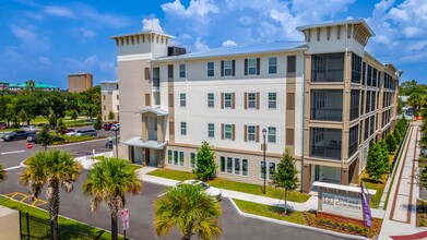 Deland Commons in DeLand, FL - Building Photo - Building Photo