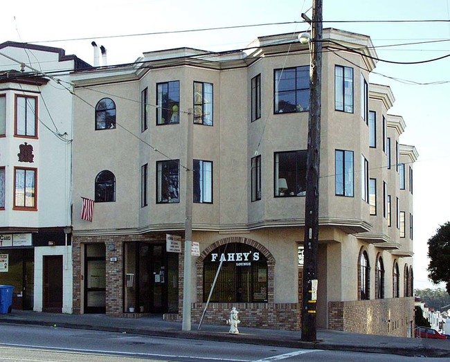 1351-1355 Taraval St in San Francisco, CA - Building Photo - Building Photo