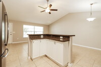 7704 Antioch Dr in New Port Richey, FL - Foto de edificio - Building Photo