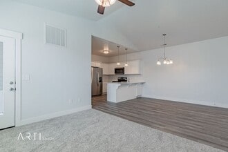 1836 W Terra Vista Dr in Saratoga Springs, UT - Building Photo - Building Photo