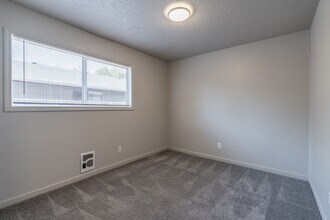 Willow Lake Apartments in Keizer, OR - Foto de edificio - Interior Photo