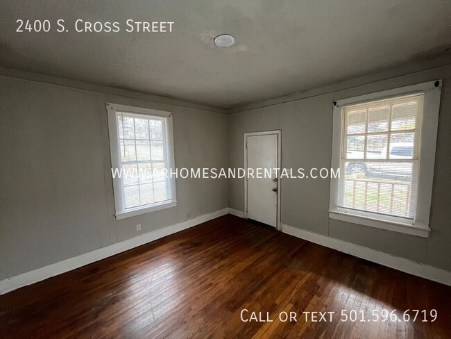 2400 S Cross St in Little Rock, AR - Building Photo - Building Photo