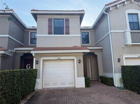 3329 NW 11th Ave in Pompano Beach, FL - Building Photo