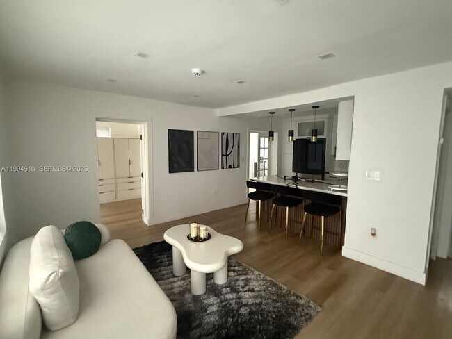 6619 SW 2nd Ct in Pembroke Pines, FL - Building Photo - Building Photo