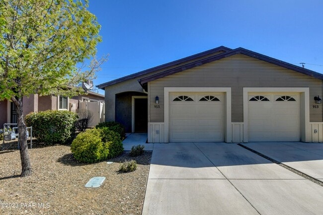 property at 915 Gail Gardner Way