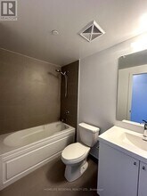 2550-2550 Simcoe St N in Oshawa, ON - Building Photo - Building Photo