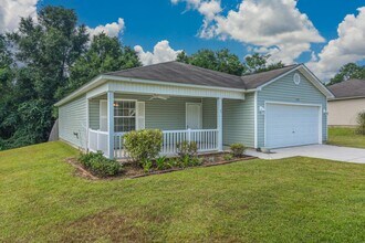 168 Cabana Way in Crestview, FL - Building Photo - Building Photo