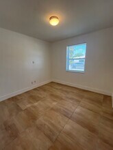 1349 W 32nd St in Riviera Beach, FL - Building Photo - Building Photo