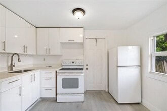 5714 NW 21st Ave in Miami, FL - Building Photo - Building Photo