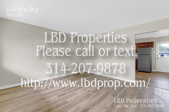 655 5th Plaza in Florissant, MO - Building Photo - Building Photo