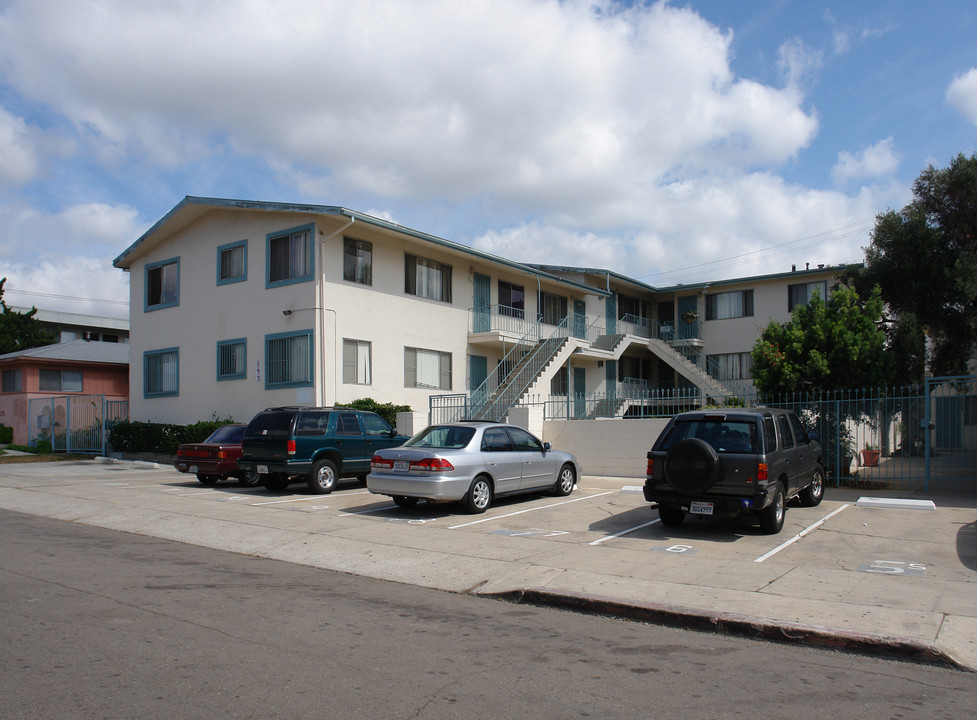 Phoenix Apartments in San Diego, CA - Building Photo