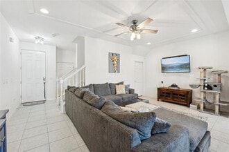 6324 Camino Dr in Apollo Beach, FL - Building Photo - Building Photo