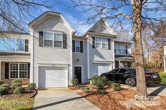 2138 Winthrop Chase Dr in Charlotte, NC - Building Photo - Building Photo