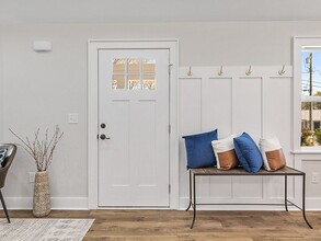 5512 Vaught Dr in Nashville, TN - Building Photo - Building Photo