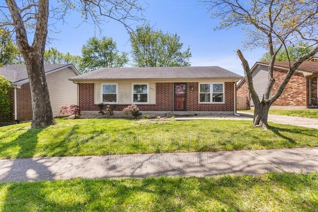 property at 1576 Springfield Dr