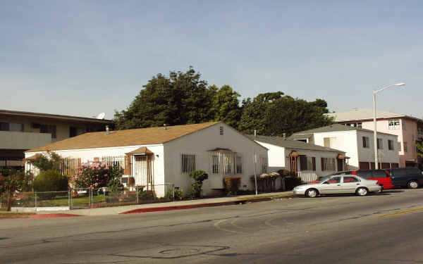 7501 Norton Ave in West Hollywood, CA - Building Photo