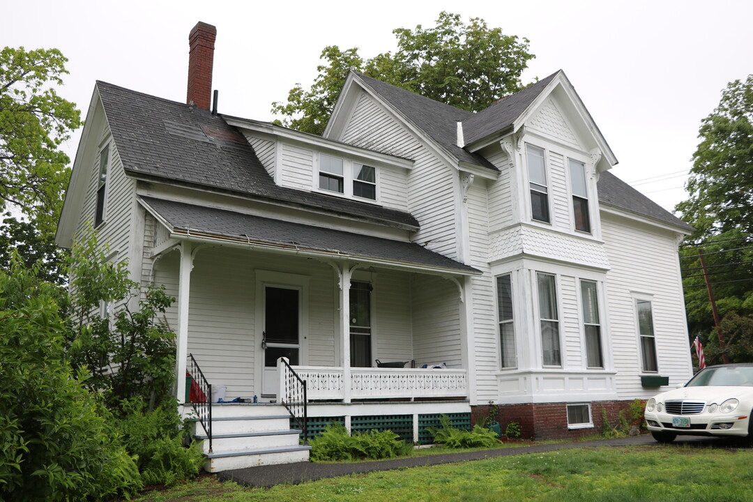 43 West St in Concord, NH - Building Photo