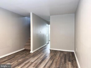 31 Union St in Halifax, PA - Foto de edificio - Building Photo