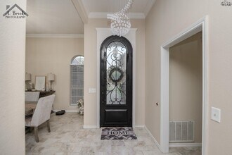 4901 Belair Blvd in Wichita Falls, TX - Building Photo - Building Photo