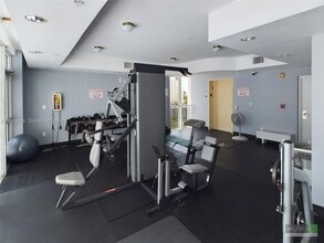 425 NE 30th St in Miami, FL - Building Photo - Building Photo