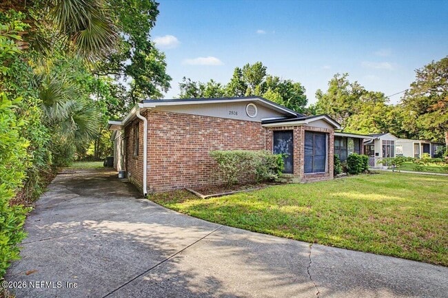 property at 2808 Myra St
