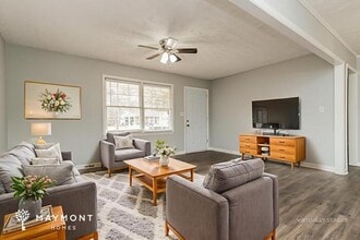 1716 Hallmark Dr in Griffin, GA - Building Photo - Building Photo