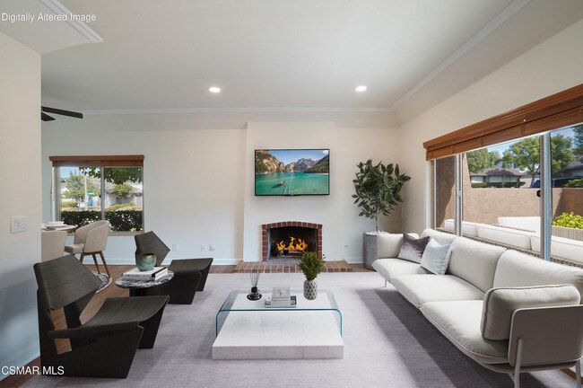 1766 E Avenida De Las Flores in Thousand Oaks, CA - Building Photo - Building Photo