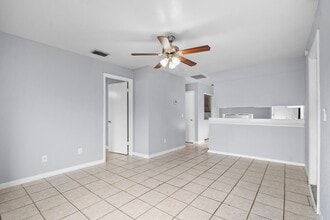 5447/5449-5449 Tenth Ave in Ft. Myers, FL - Building Photo - Building Photo